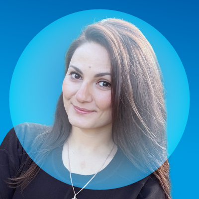 Headshot of Nelli Simonian